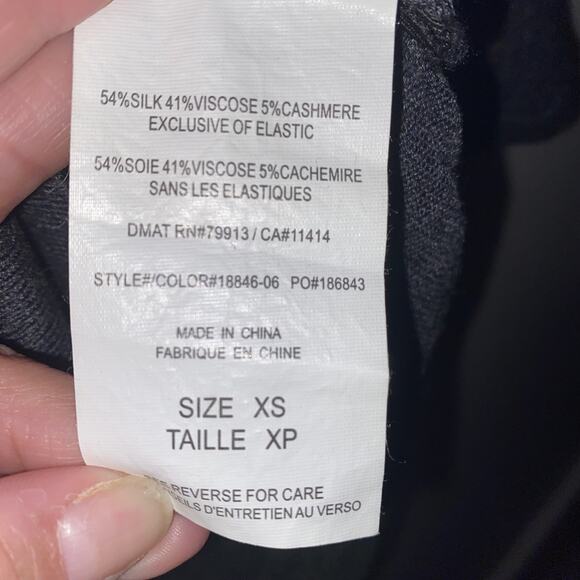 A PEA IN THE POD Maternity XS Cowl Neck Gray Sweater Silk Cashmere Fall Winter - Picture 6 of 6